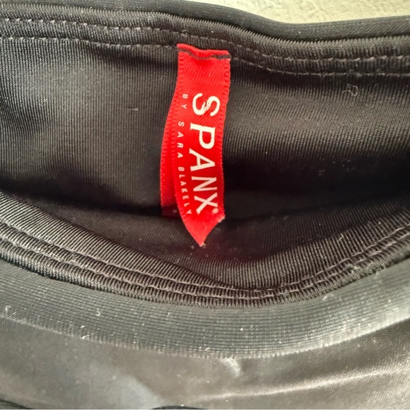 SPANX Black High-Rise Faux Leather Leggings, Size M - Picture 6 of 11